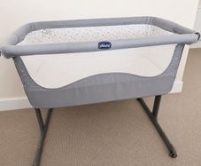 Chicco Next2Me Bedside Crib
