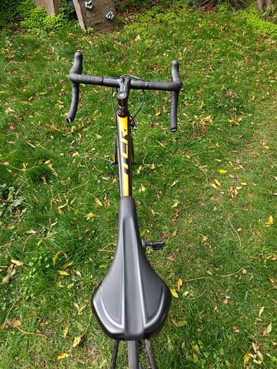Giant Racing Bike