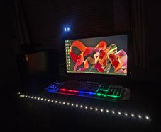 Complete Pc Gaming College Setup  I7 + 26" Screen + Desk + Accessories