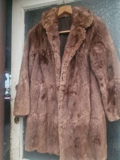 Vintage ladies brown musquash fur jacket