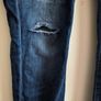 Ripped wrangler jeans Image 4