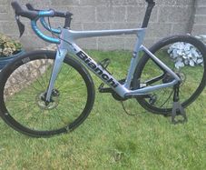 Road bike