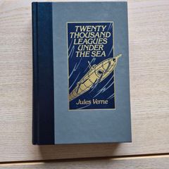 Twenty Thousand Leagues Under the Sea by J Verne Hardcover