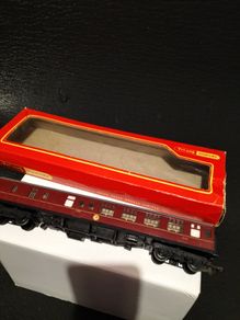 Triang-Hornby BR Coach