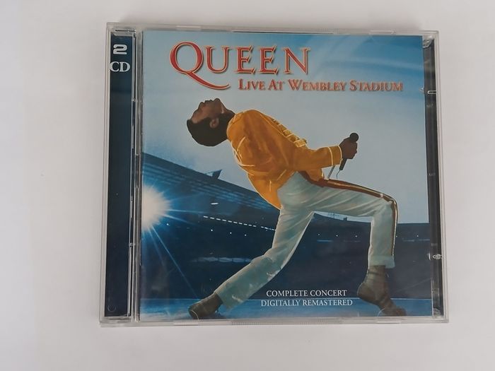 CD Queen