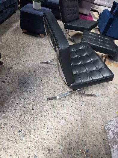 2xbarcelona chair+ footstool