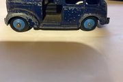 Dinky Toys no.40h,  FX3 Taxi Early 1950s