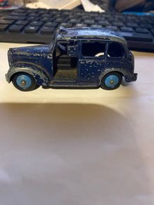 Dinky Toys no.40h,  FX3 Taxi Early 1950s