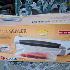 Vacume Sealer