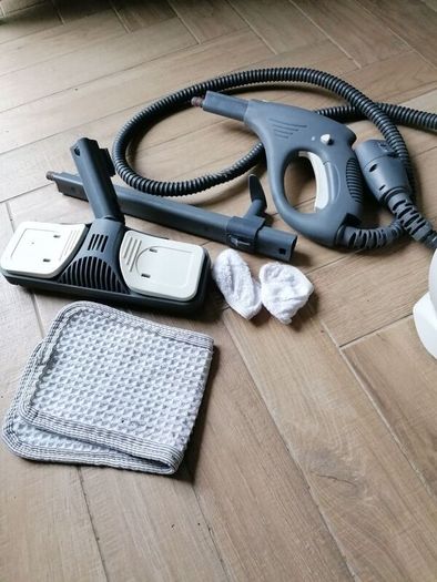 Steam cleaner