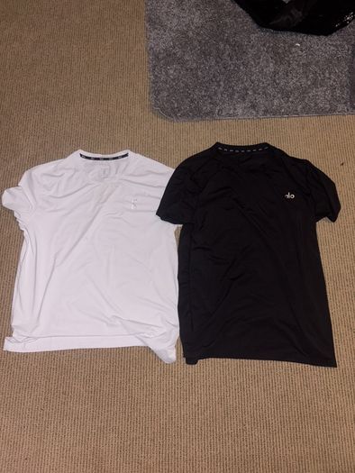 On Cloud + Alo T shirt