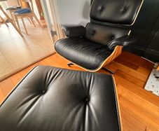 Replica Eames - Iconic Lounge Chair and Ottoman - Rosewood & Black Leather