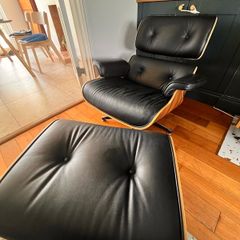 Replica Eames - Iconic Lounge Chair and Ottoman - Rosewood & Black Leather