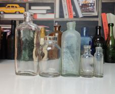 160 - Set of 5 Vintage Clear Glass Decorative Collectible Cork Top Bottles