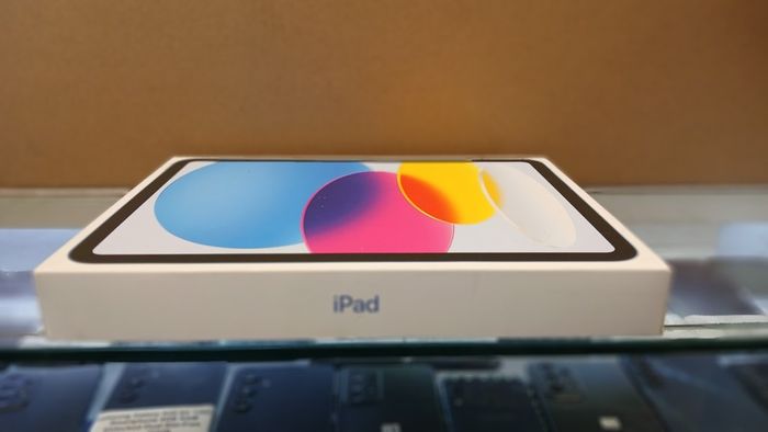 Apple iPad A16  (A3354) 11" 128GB Blue, WiFi  MD4A4KN/A Maximum capacity :100% Cycle count: 1
