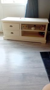 Tv unit