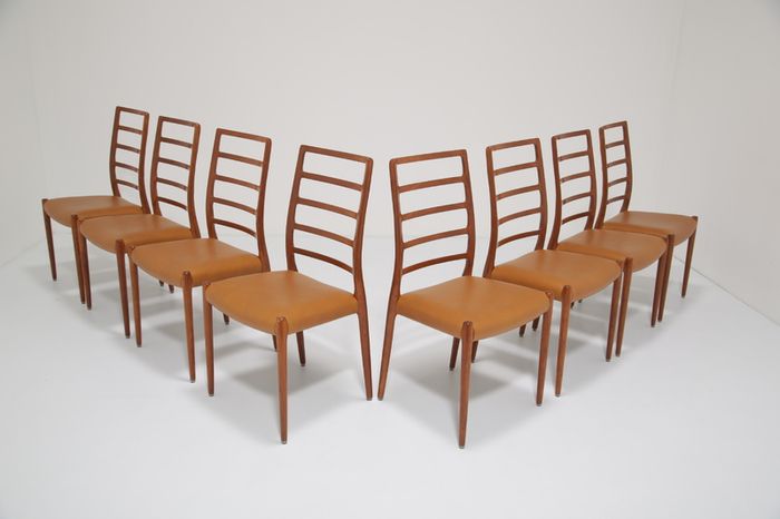 Mid Century Set of 8 x Teak and Tan Leather Dining Chairs Model 82 by Niels Otto Moller, 1960s