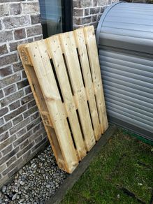 Timber palette