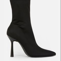 BRAND NEW Pointed Toe Stiletto Sock Boots: Size 5