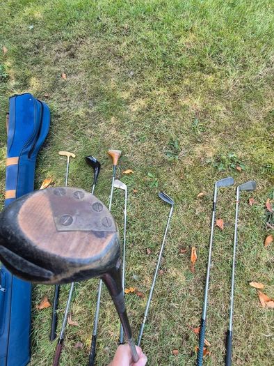 Mixed Golf Club Set (8 Clubs and Masters Carry Bag)