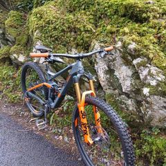 cube stereo mountain bike