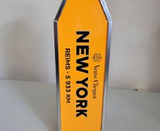 Veuve clicquot case