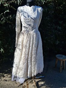 Vintage Laced Wedding Dress