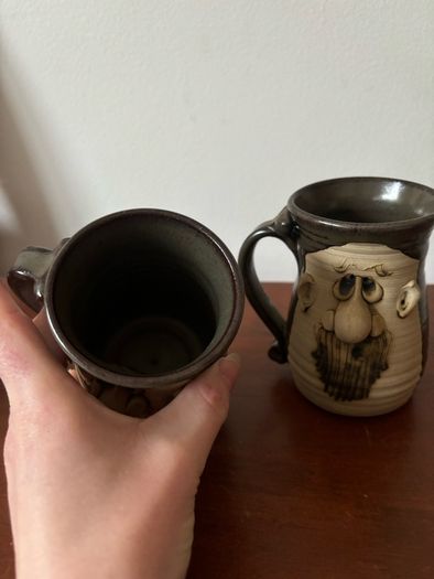 Face mugs Peter Petrie