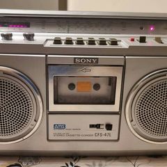 From 1980  SONY CFS-47L, Rare Vintage Radio Cassete Recorder, working well.