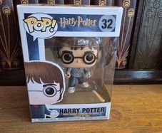 Funko Pop! Harry Potter 32 , Harry with Wand & Prop (Mint, Never Opened)