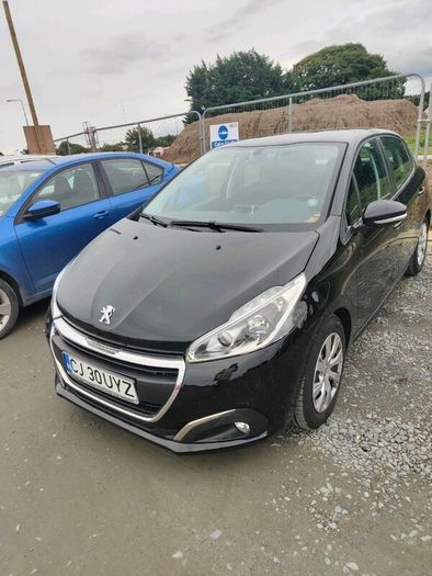 LHD Peugeot 208