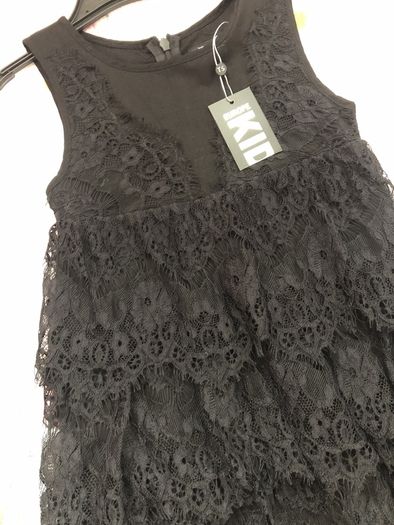 New dress size 98-104cm