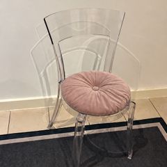 1 x Stein transparent acrylic chair