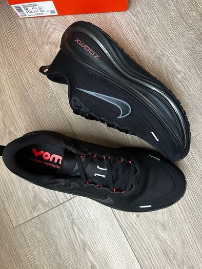 Nike Vomero Plus Black Trainers