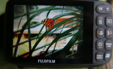 Fujifilm Digital Camera FinePix Z35 10.0MP 1Gb CD card , charging cable Black Tested
