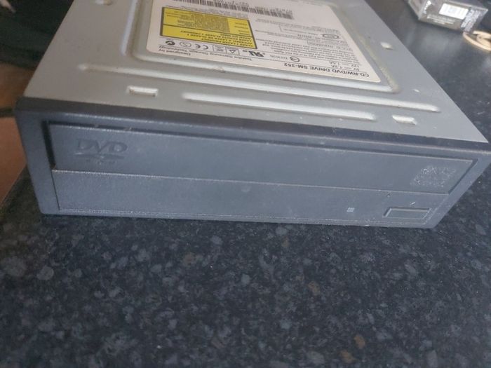 DVD drive
