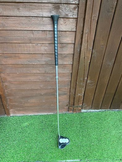Black diamond putter