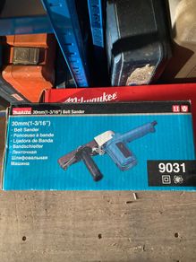 Makita 30mm Belt sander