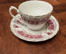 Myott- 5 x cups & saucers