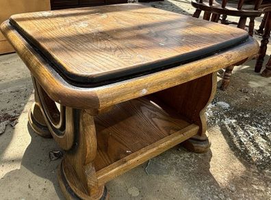 Coffee table Solid