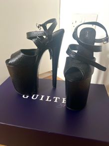 pole dance shoes