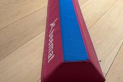 Beemat folding balance beam in pink 2m long