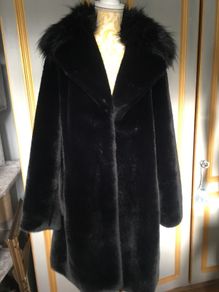 Diane von Furstennerg faux fur coat, new, size M