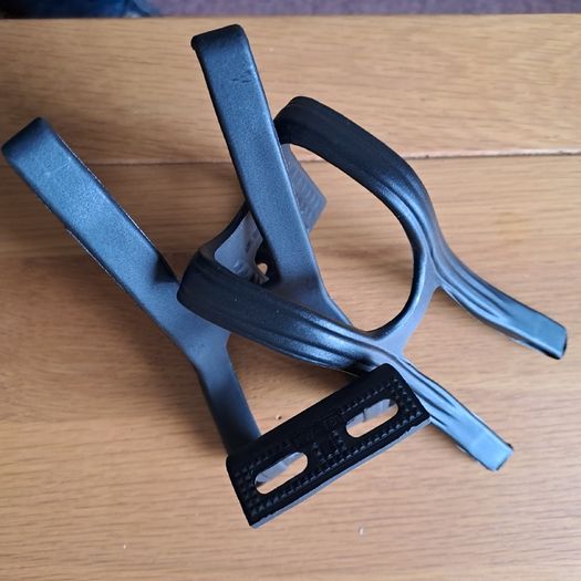 Road and Hybrid bike pedal clips brand new