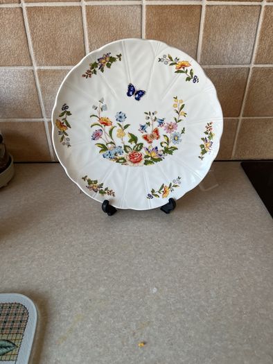 Aynsley Bone China Cottage Garden 10/1/4" Cake plate