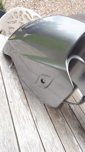 2009 Suzuki burgmann front mudguard- Excellent condition.