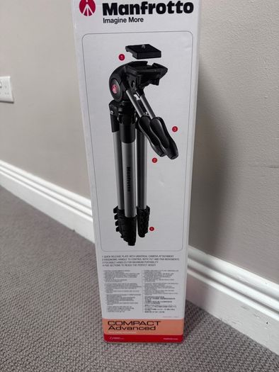 Manfrotto Compact Advanced Tripod