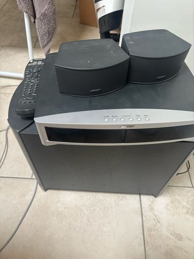 Bose Home theatre 3-2-1 II system