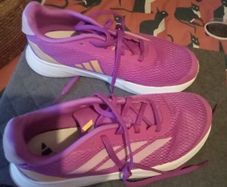 ladies Adidas trainers size 5.5