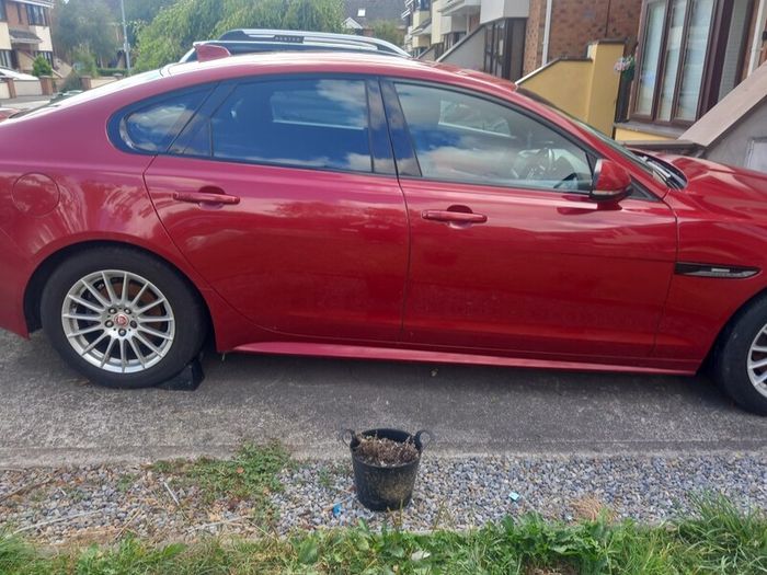 2016 Jaguar Xf
